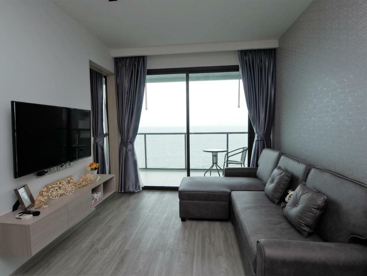 Aeras - The Ultimate Beachfront Experience Jomtien Beach Dış mekan fotoğraf