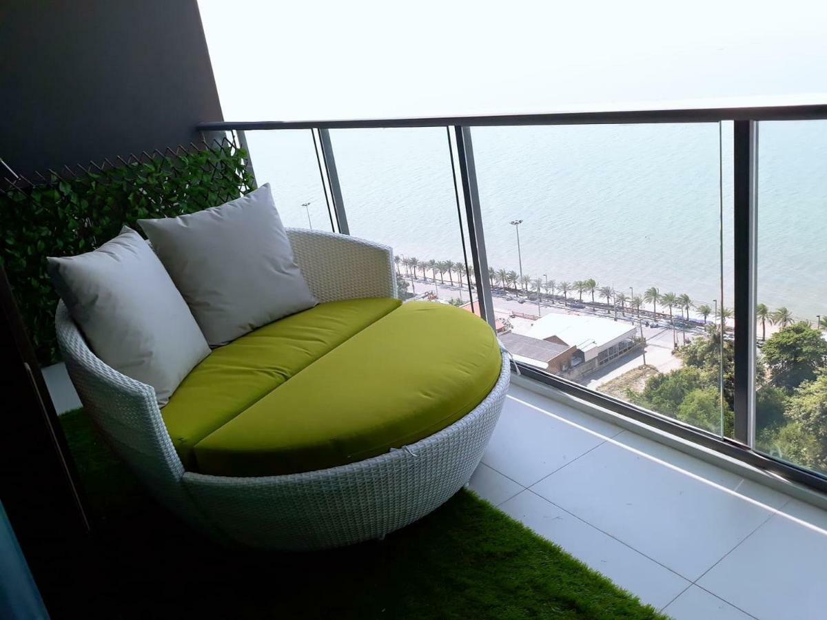 Aeras - The Ultimate Beachfront Experience Jomtien Beach Dış mekan fotoğraf